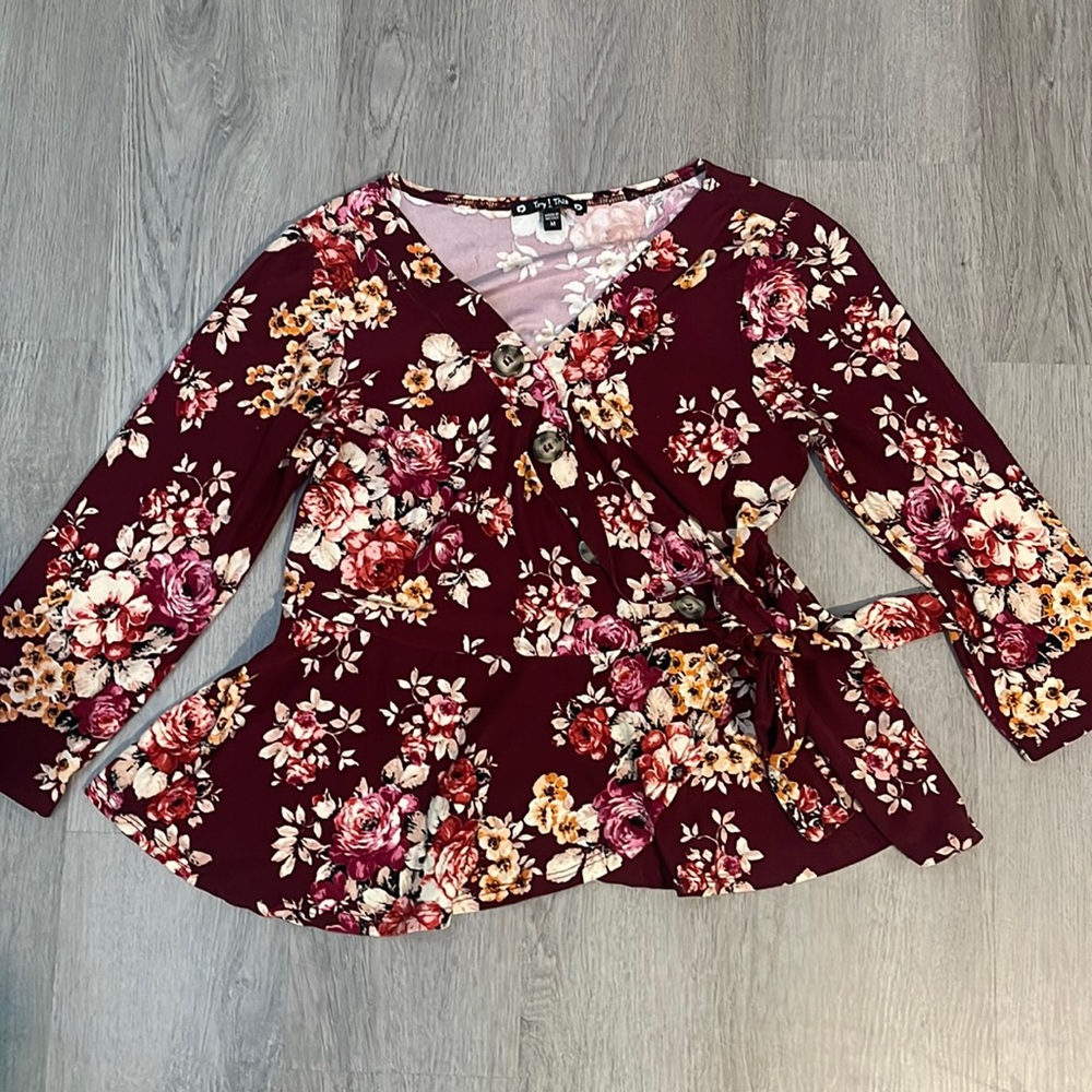 Floral print, long sleeve